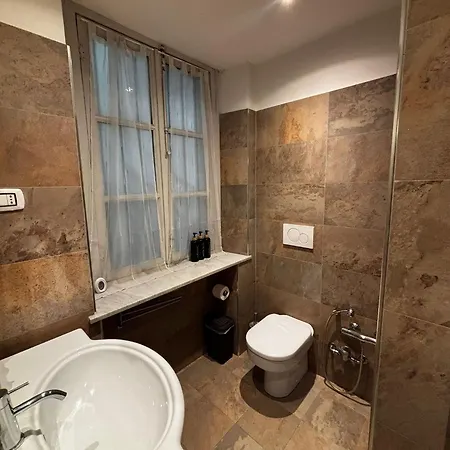 La Finestra Sul Balon * Турин