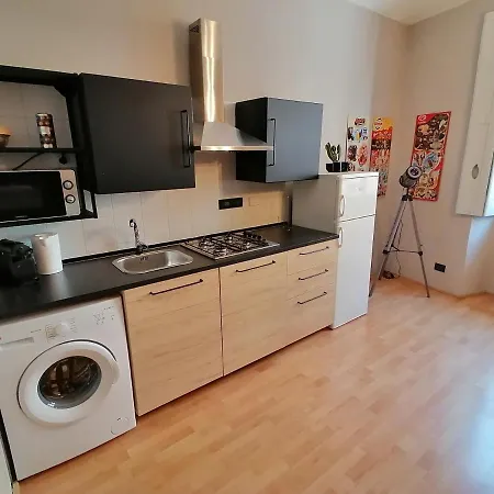 La Finestra Sul Balon Apartment *