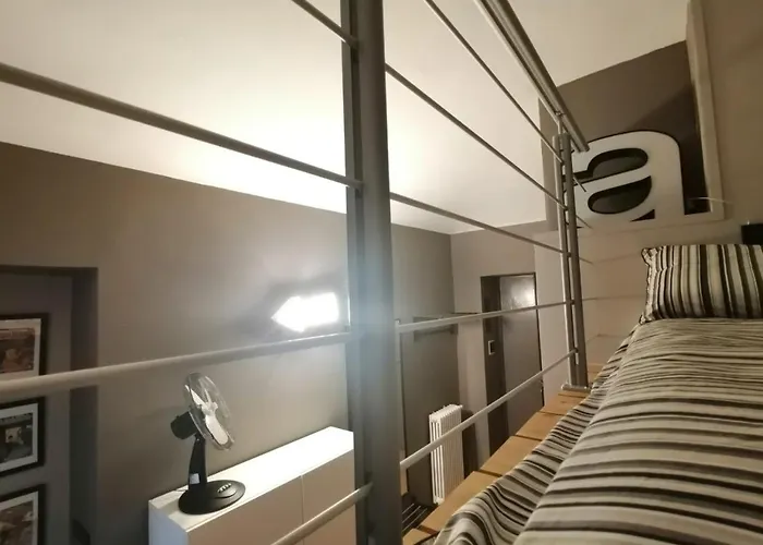 アパート La Finestra Sul Balon トリノ